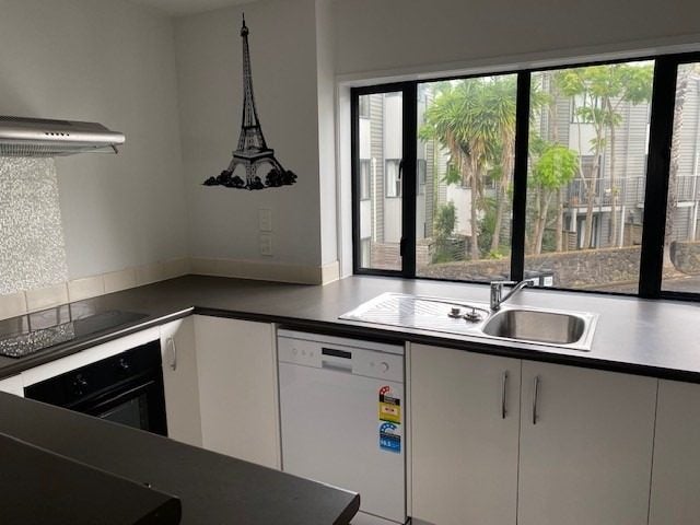 9 Cotesmore Way, Parnell, Auckland - Carousel 2