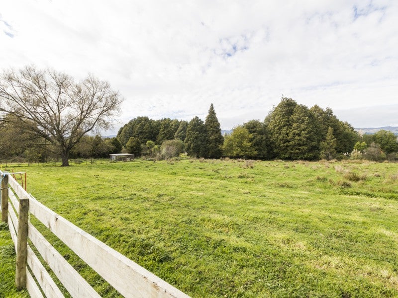 22 Weka Street, Pohangina, Ashhurst - Carousel 26