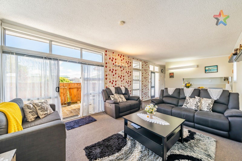 62B Dover Road, Wainuiomata, Lower Hutt - Carousel 1