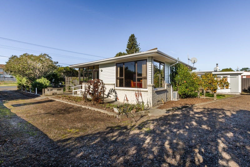 29 Domain Road, Westshore, Napier - Carousel 1