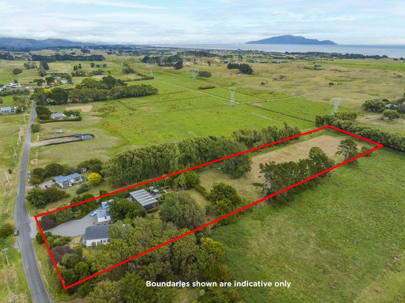 153 Swamp Road, Te Horo - Carousel 2