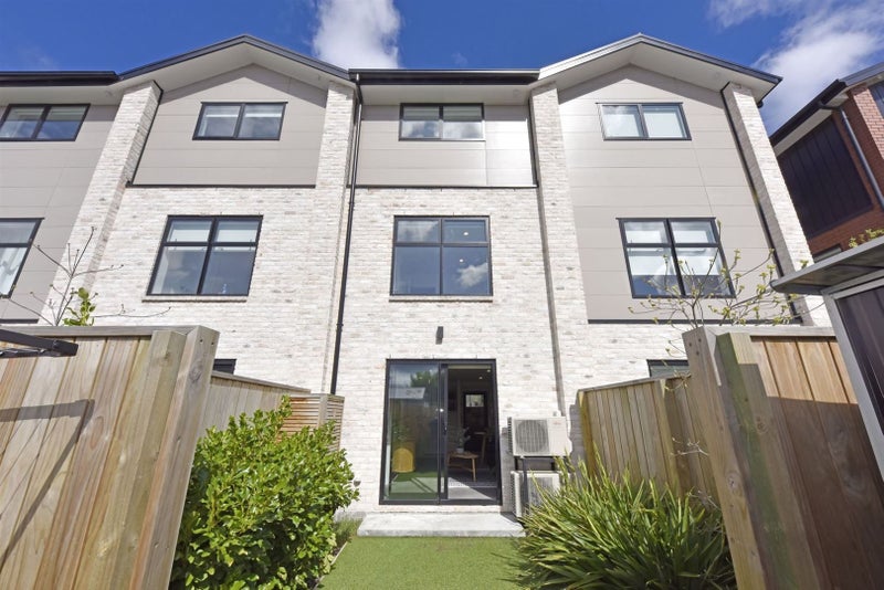 Property Valuation for 2/263 Gloucester Street, Christchurch Central