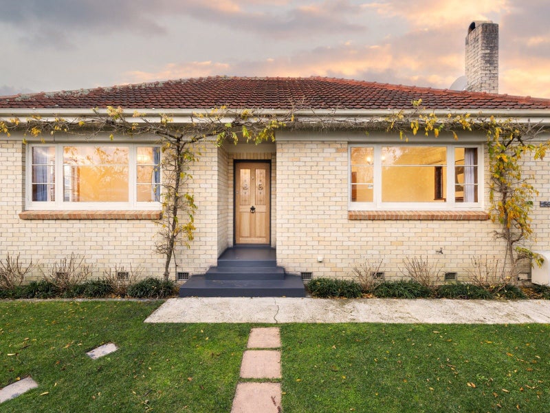 56A Nixon Street, Hamilton East, Hamilton - Carousel 1