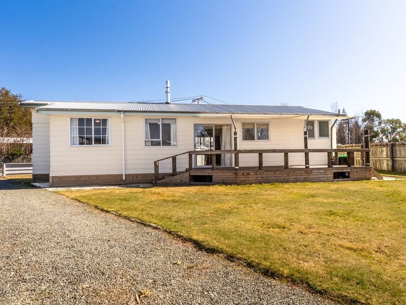 6 Sealy Street, Twizel - Carousel 2
