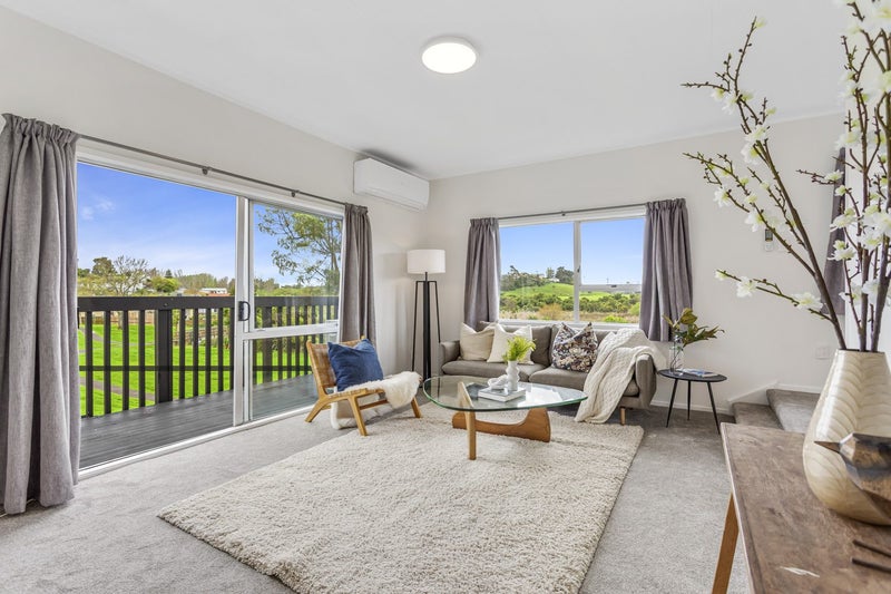 34 Lendenfeld Drive, Papatoetoe, Auckland - Carousel 2