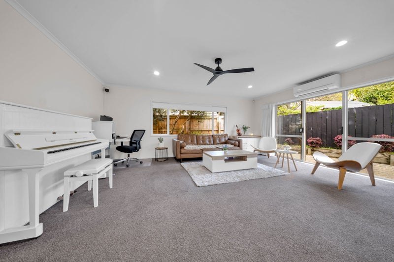 2/13 Fratley Avenue, Farm Cove, Auckland - Carousel 2