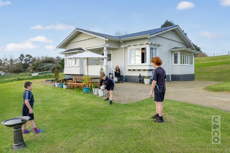 100 Evans Road, Helensville - Carousel 50