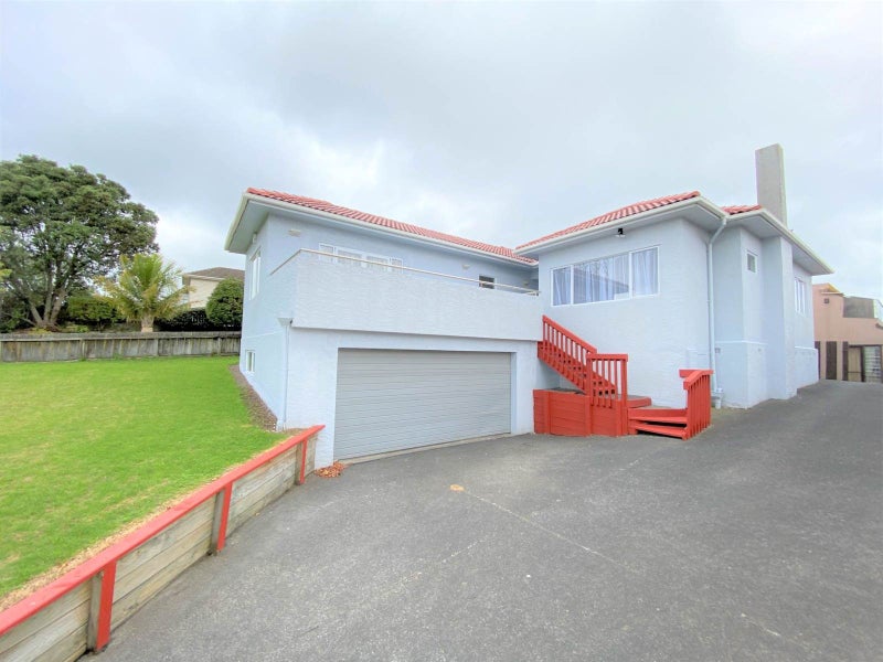 1/689 Richardson Road, Mount Roskill, Auckland - Carousel 1