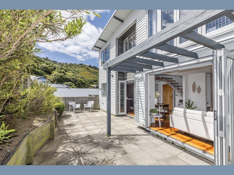 26A Brighton Street, Island Bay, Wellington - Carousel 2