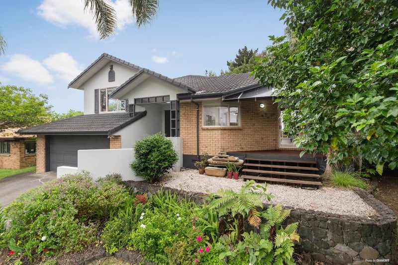 20 Kate Sheppard Avenue, Torbay, Auckland - Carousel 2