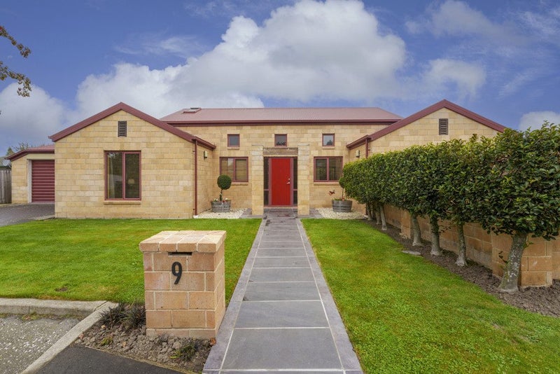 9 Steane Place, Halswell, Christchurch - Carousel 1