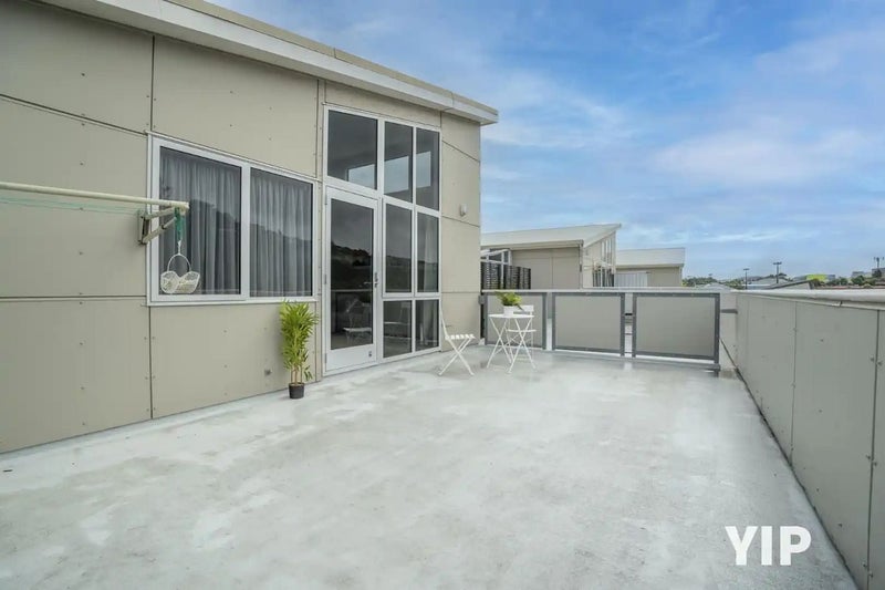 5/9 Broderick Road, Johnsonville, Wellington - Carousel 11