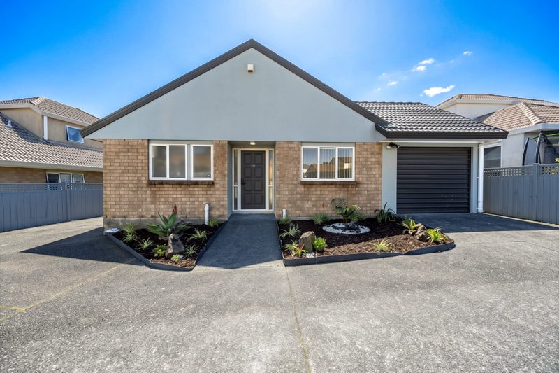 27B Central Park Drive, Te Atatu South, Waitakere City, Auckland - Carousel 1