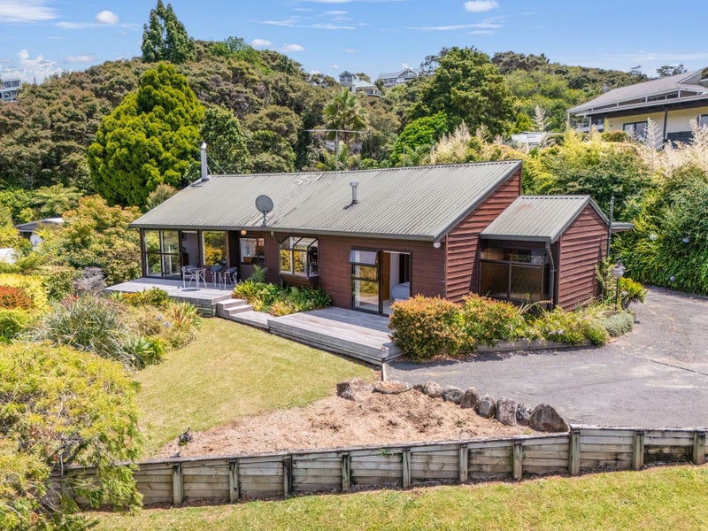 28 Centennial Drive, Whitianga - Carousel 1