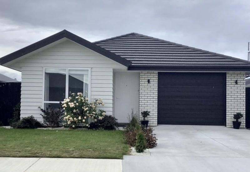 43 Minerva Crescent, Woodend, Woodend - Carousel 1
