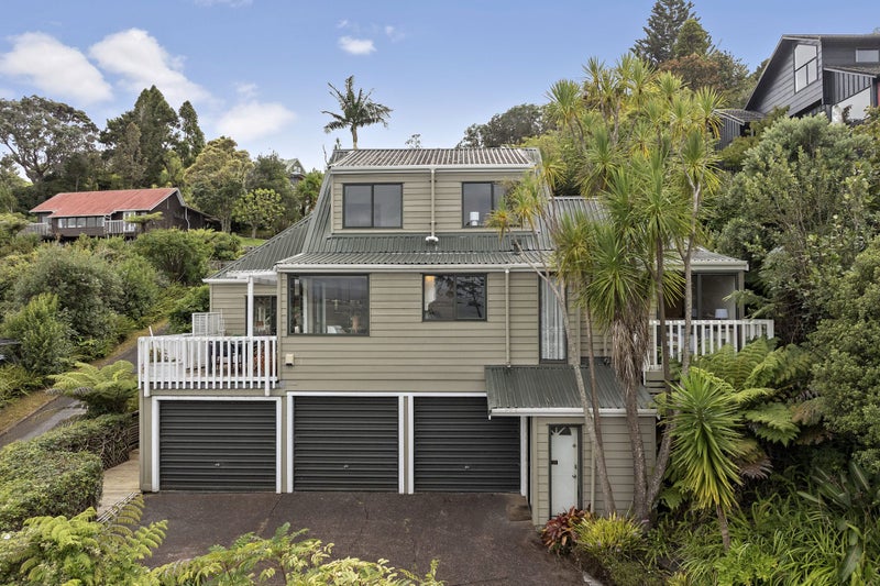 45 Rosecamp Road, Beach Haven, Auckland - Carousel 1