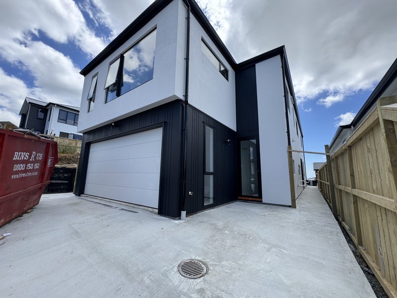 36 Bremner Ridge Street, Flat Bush, Auckland - Carousel 1