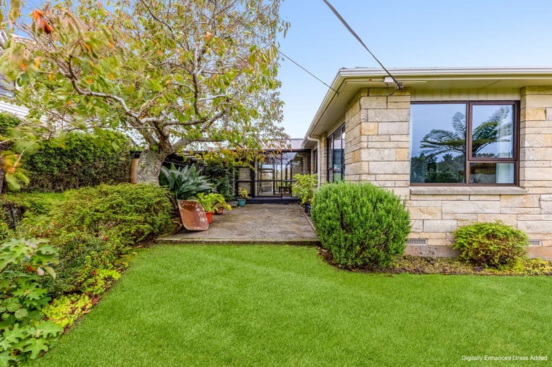 351 Tukapa Street, Hurdon, New Plymouth - Carousel 2