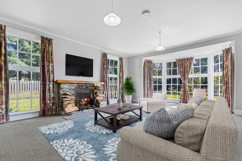 2122 Fairlie Tekapo  Rd, Burkes Pass, Fairlie - Carousel 1