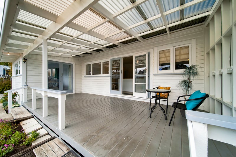 12 Selwyn Crescent, College Estate, Whanganui - Carousel 2