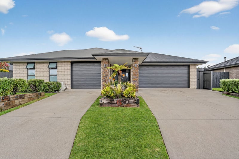 6 Vivien Place, Patumahoe, Pukekohe - Carousel 1