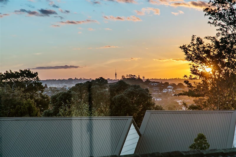 49 Murvale Drive, Bucklands Beach, Auckland - Carousel 1