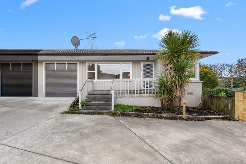 31B Pegler Drive, Howick, Auckland - Carousel 1