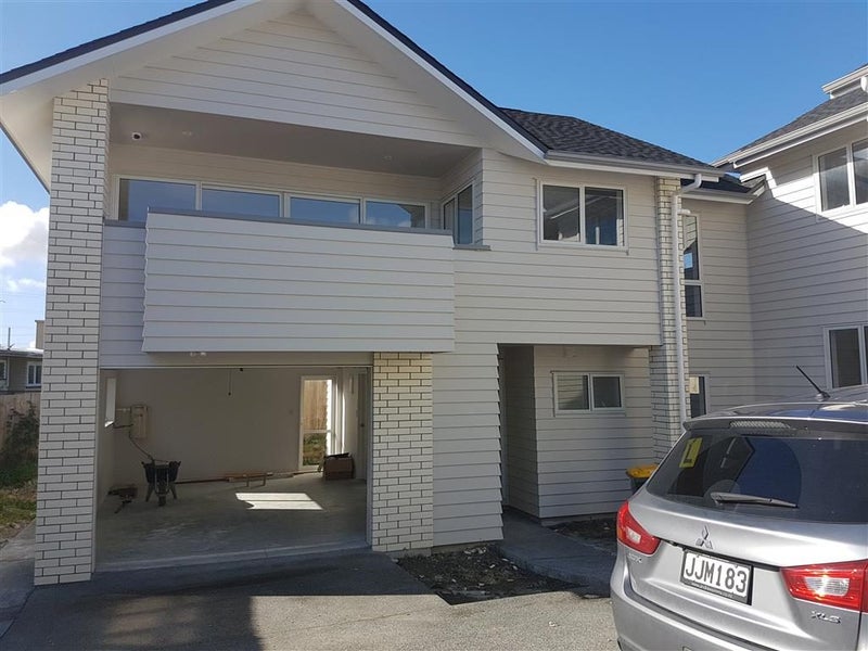 4A Binsted Road, New Lynn, Auckland - Carousel 1