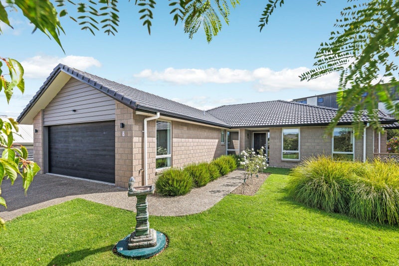 7 Laly Haddon Place, Warkworth - Carousel 1