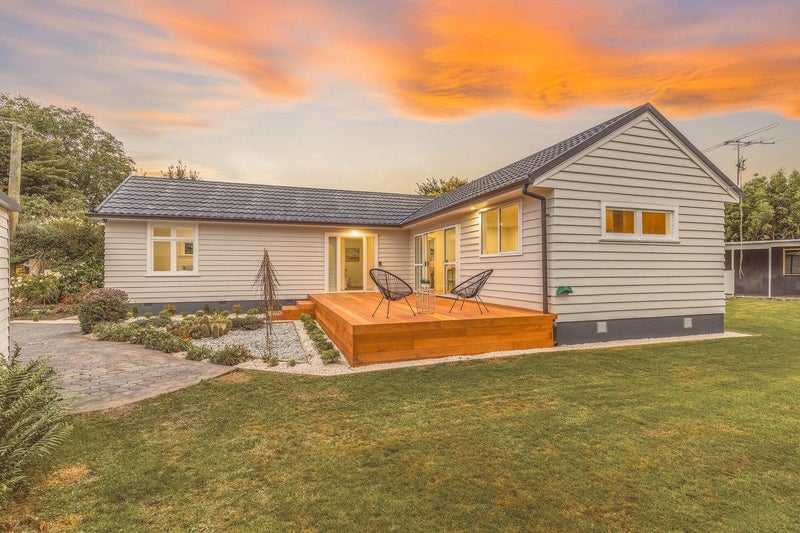 25 Derrett Place, Saint Martins, Christchurch - Carousel 1