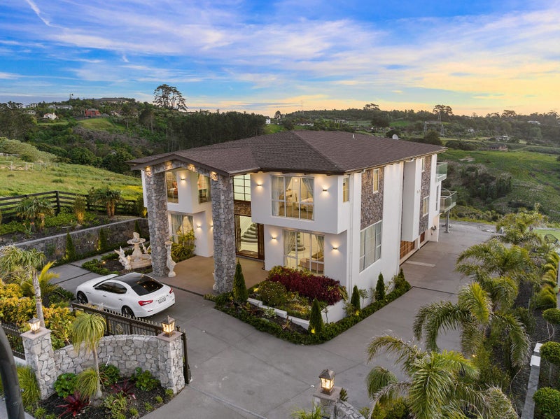 34 Michael Bosher WAY, Flat Bush, Auckland - Carousel 2