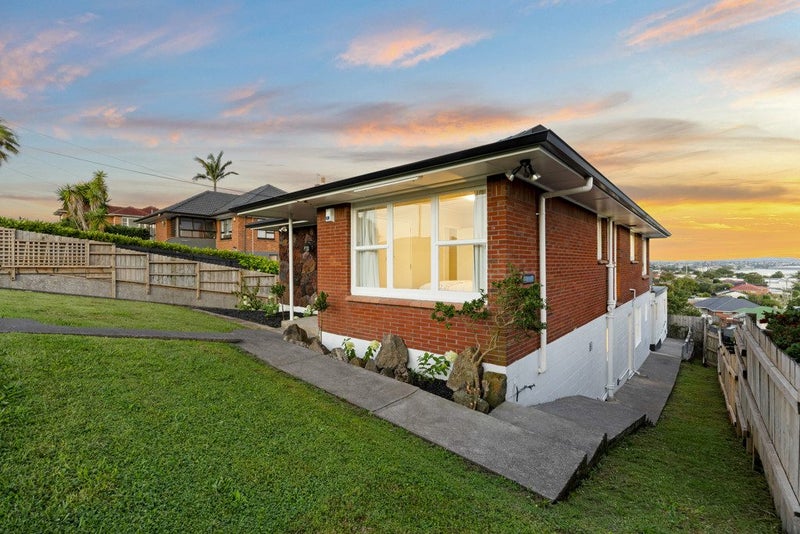 12 Ruawai Road, Mount Wellington, Auckland - Carousel 2