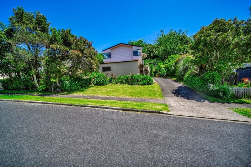 52 Pembroke Street, Westown, New Plymouth - Carousel 20