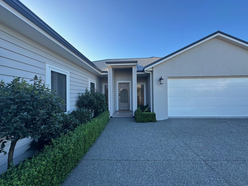 7 Pebble Beach Way, Papamoa Beach, Papamoa - Carousel 1