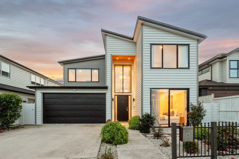 8 Thomas Rielly Avenue, Hobsonville, Auckland - Carousel 1
