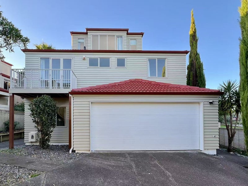 11 Belle Verde Drive, Sunnynook, Auckland - Carousel 1