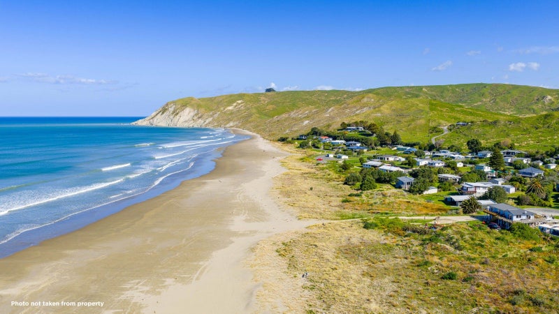 9 Ohinemuhu Road, Porangahau, Pōrangahau - Carousel 2