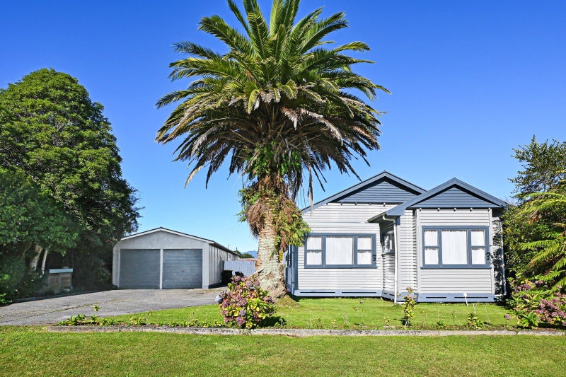 120 Jollie Street, Hokitika - Carousel 1