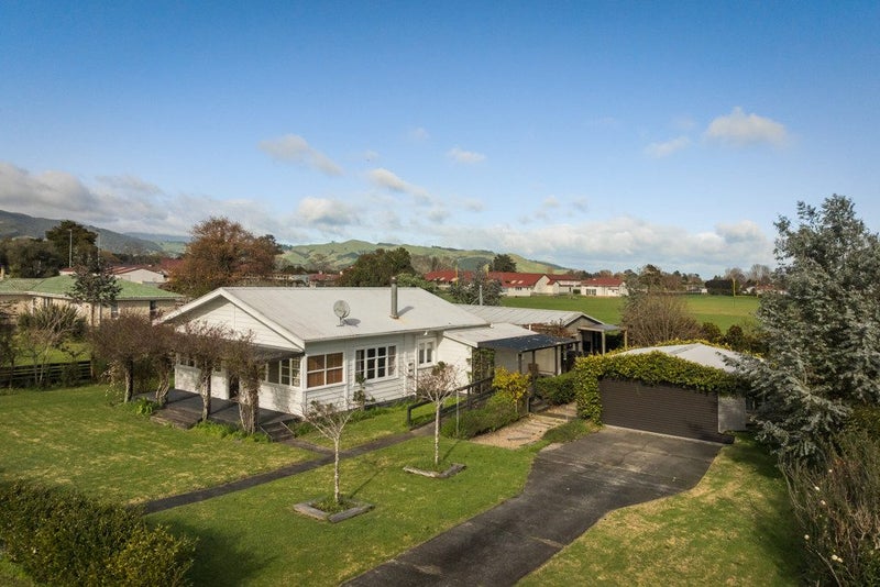 12 Riverbank Road, Paeroa, Paeroa - Carousel 1