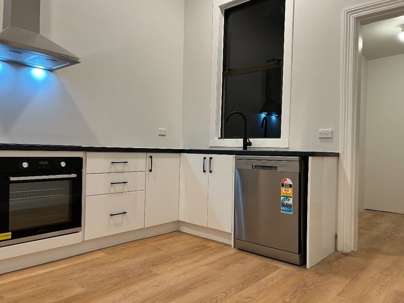 44 South Road, The Glen, Dunedin, Otago - Carousel 2