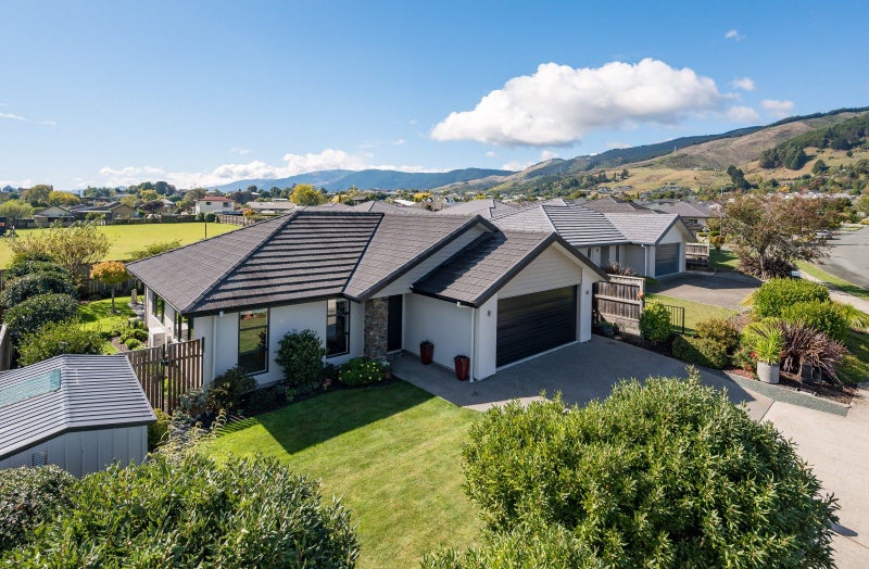 9 Langdale Drive, Richmond - Carousel 23