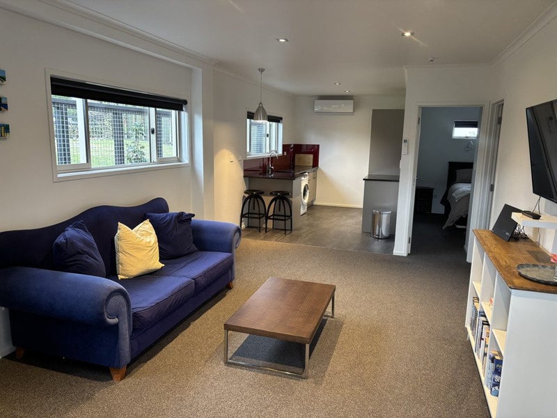 24b Craig Road, Maraetai, Manukau City, Auckland - Carousel 1