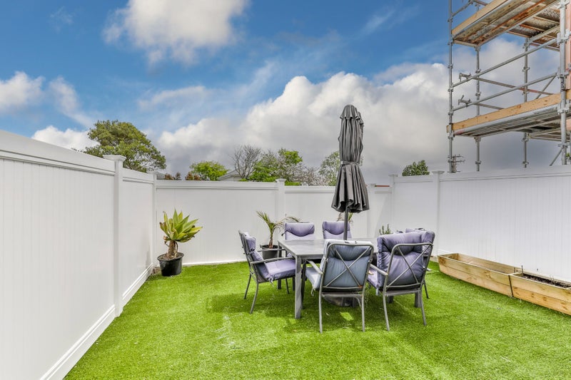 1B Roseberry Avenue, Birkenhead, Auckland - Carousel 2