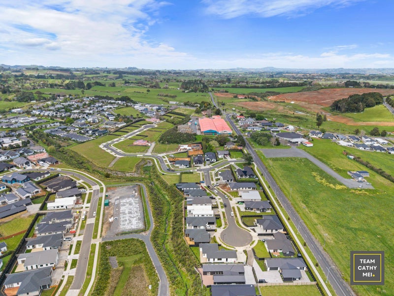 14 Te Ara Hikoi, Pukekohe - Carousel 38