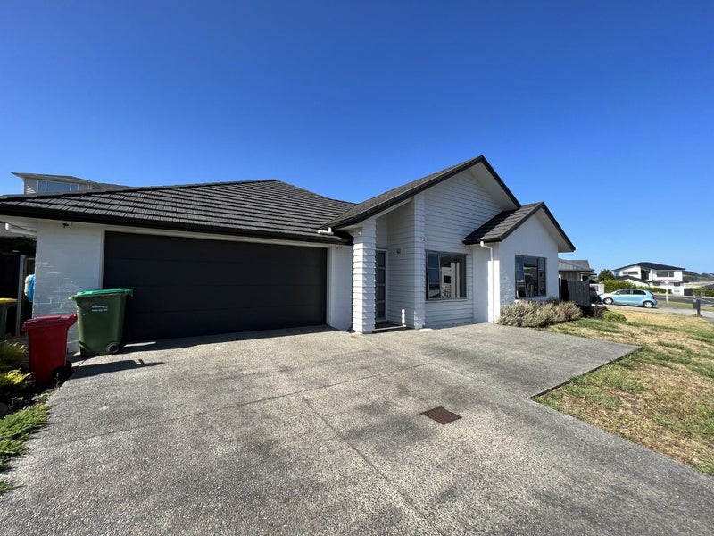 37 Outlook Terrace, Silverdale, Silverdale - Carousel 2