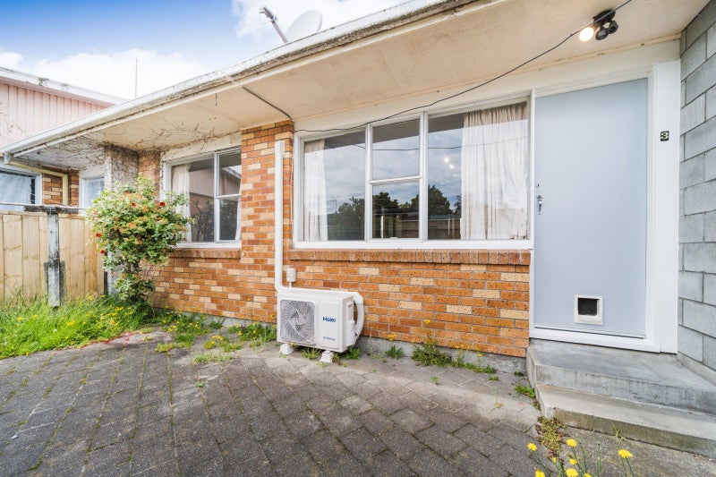 3/84 Linton Street, West End, Palmerston North - Carousel 1