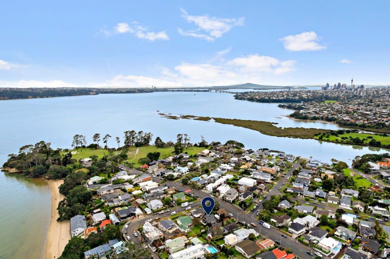 2/464 Point Chevalier Road, Point Chevalier, Auckland - Carousel 2