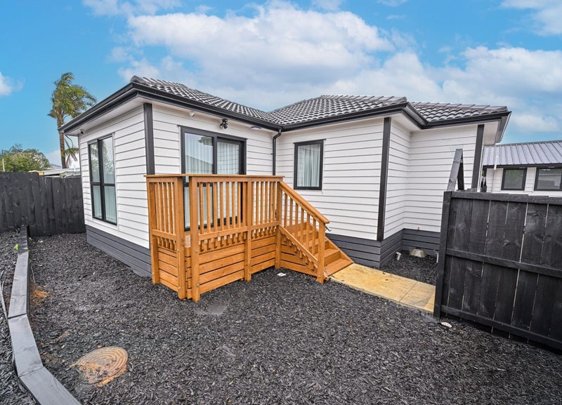 3 Quennell Avenue, Favona, Auckland - Carousel 1