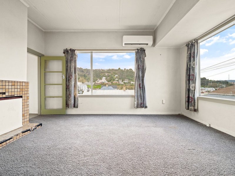 20 Peter Street, Caversham, Dunedin - Carousel 2