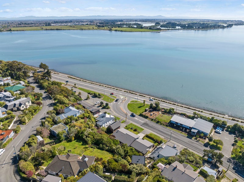 2/8 McCormacks Bay Road, Mount Pleasant, Christchurch - Carousel 17